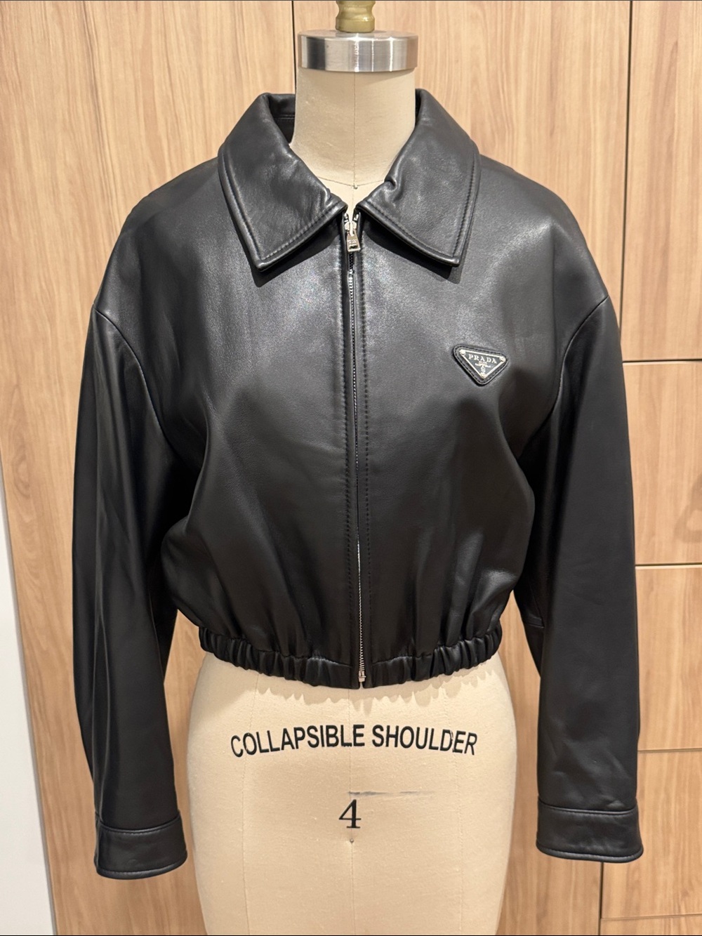 Used some scratches Genuine butter soft Black Cropped Leather Zip-Front Jacket